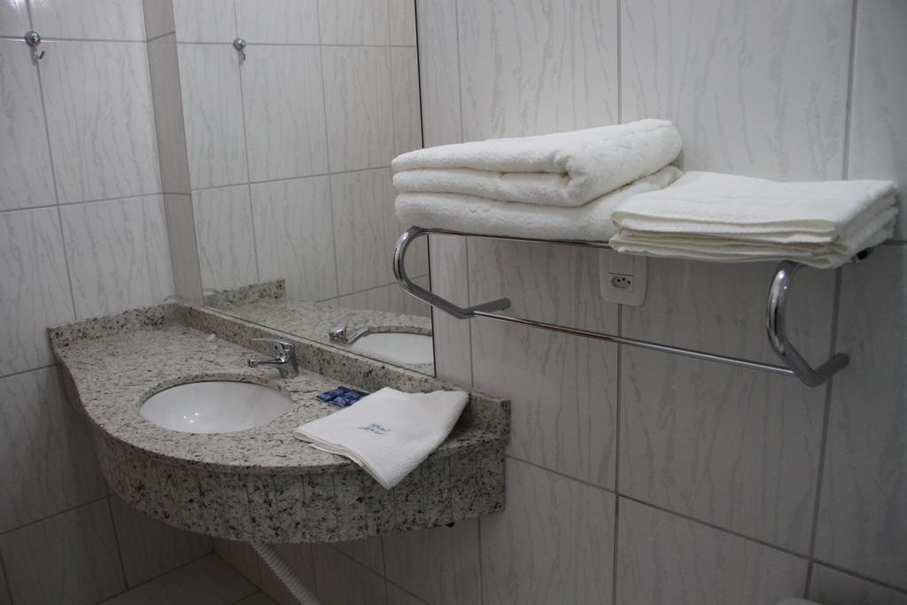 Hotel Monet Erechim Ruang foto