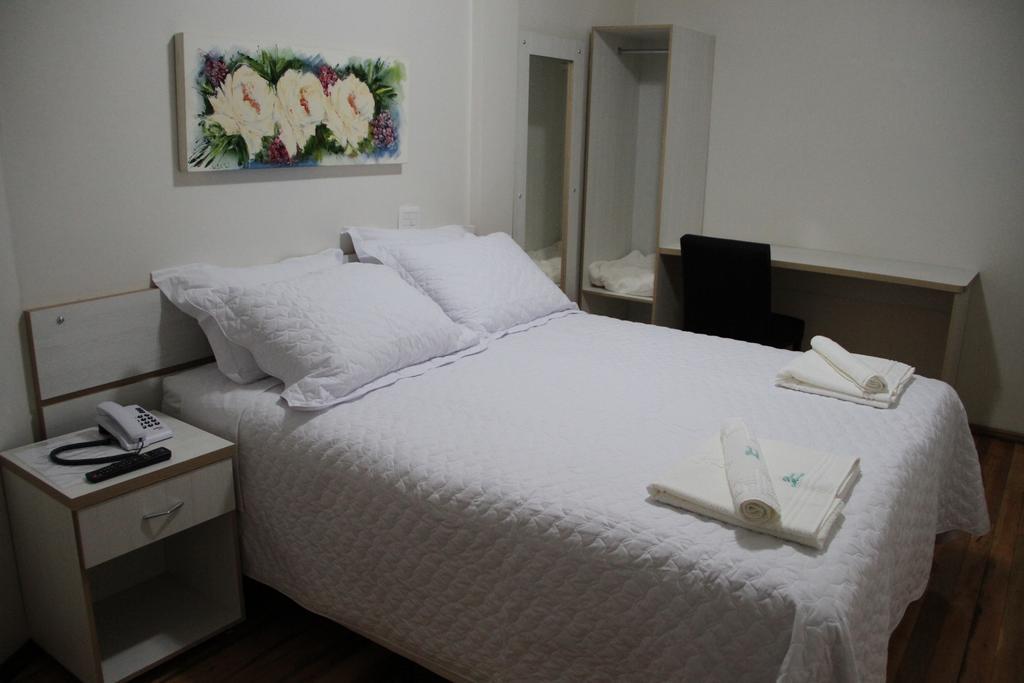 Hotel Monet Erechim Ruang foto