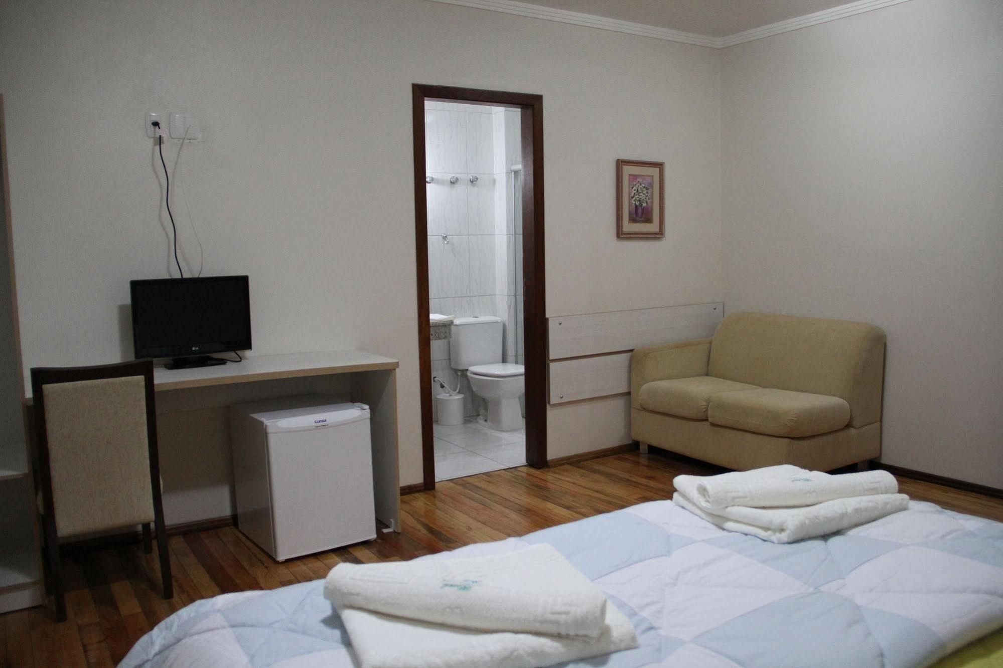 Hotel Monet Erechim Bagian luar foto